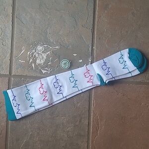 New! Womens L/XL knee high compression socks heartbeat